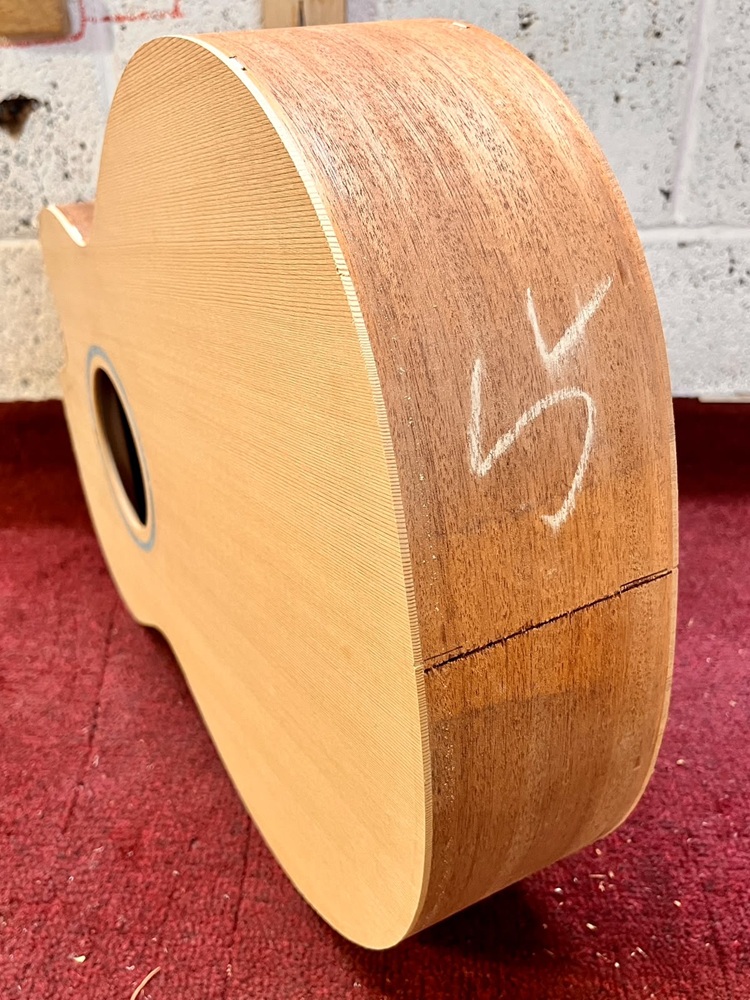 S15C Soundbox Tail View